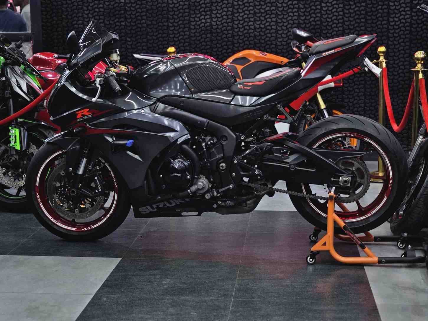 Suzuki GSXR 1000 - Image 2